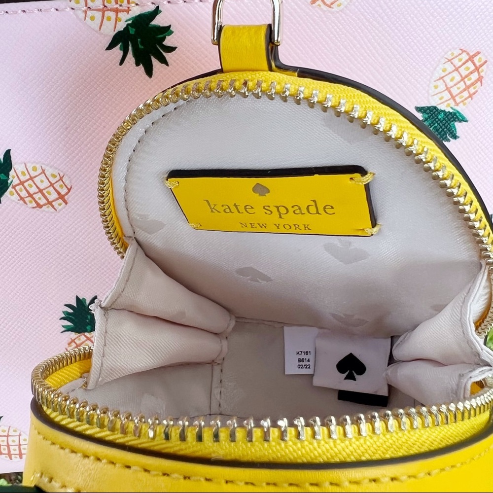 Kate Spade Colada Pineapple Novelty Coin Purse Wallet Keychain Limited Edition - Picture 2 of 6